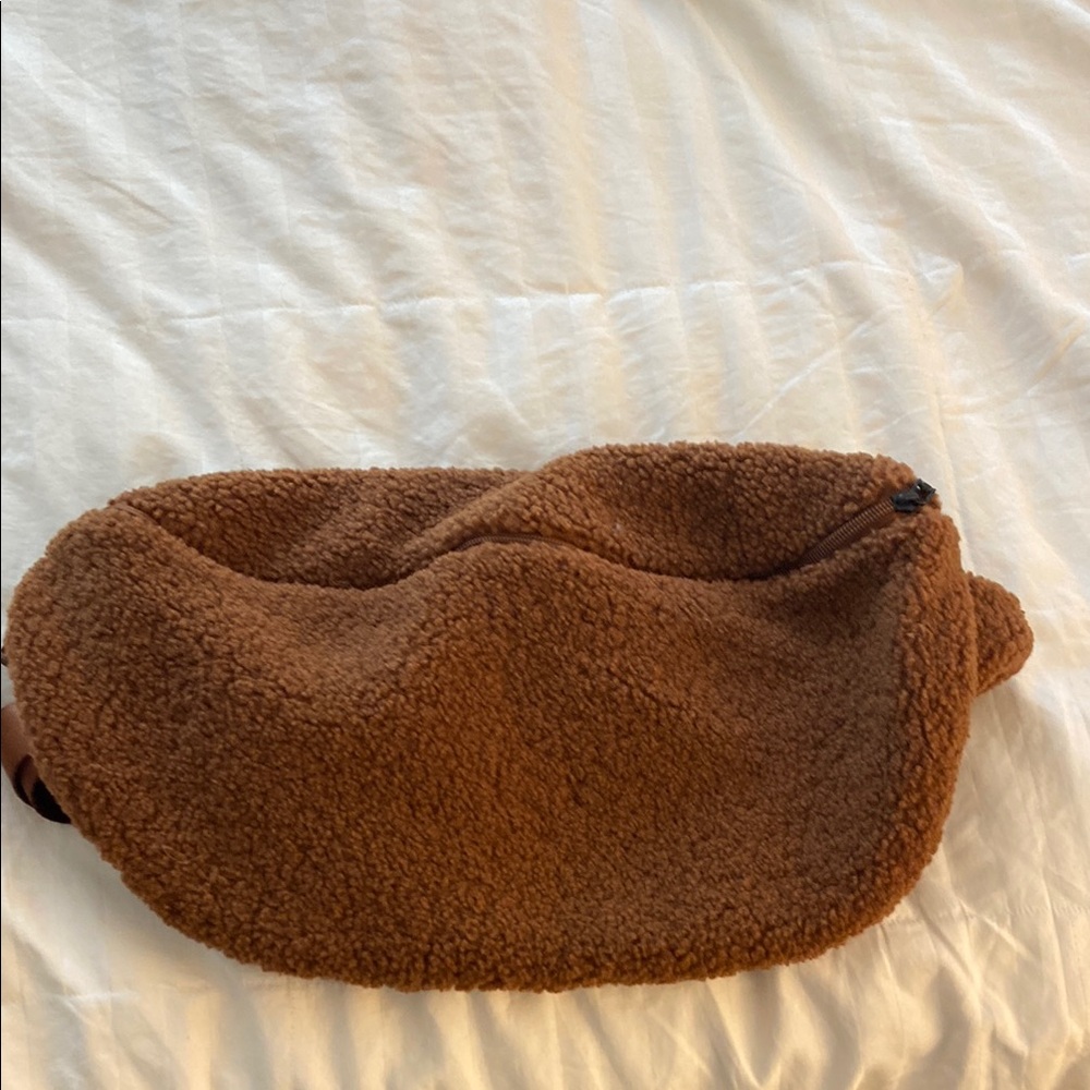Sherpa Sling Bag